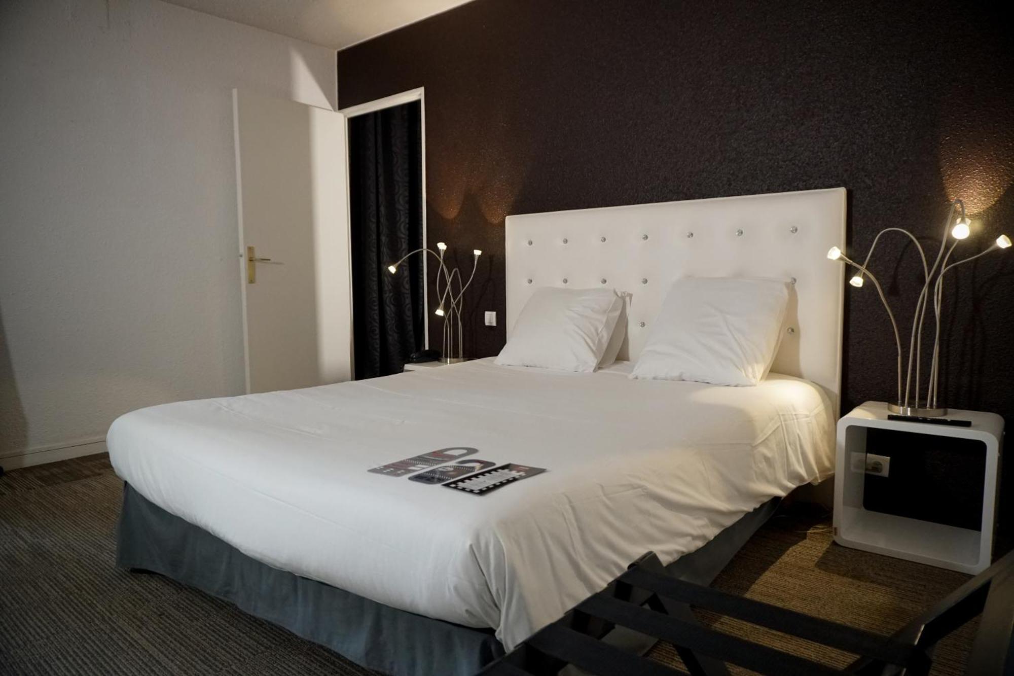 Enzo Hotels Diane - Logis Amnéville Exteriör bild